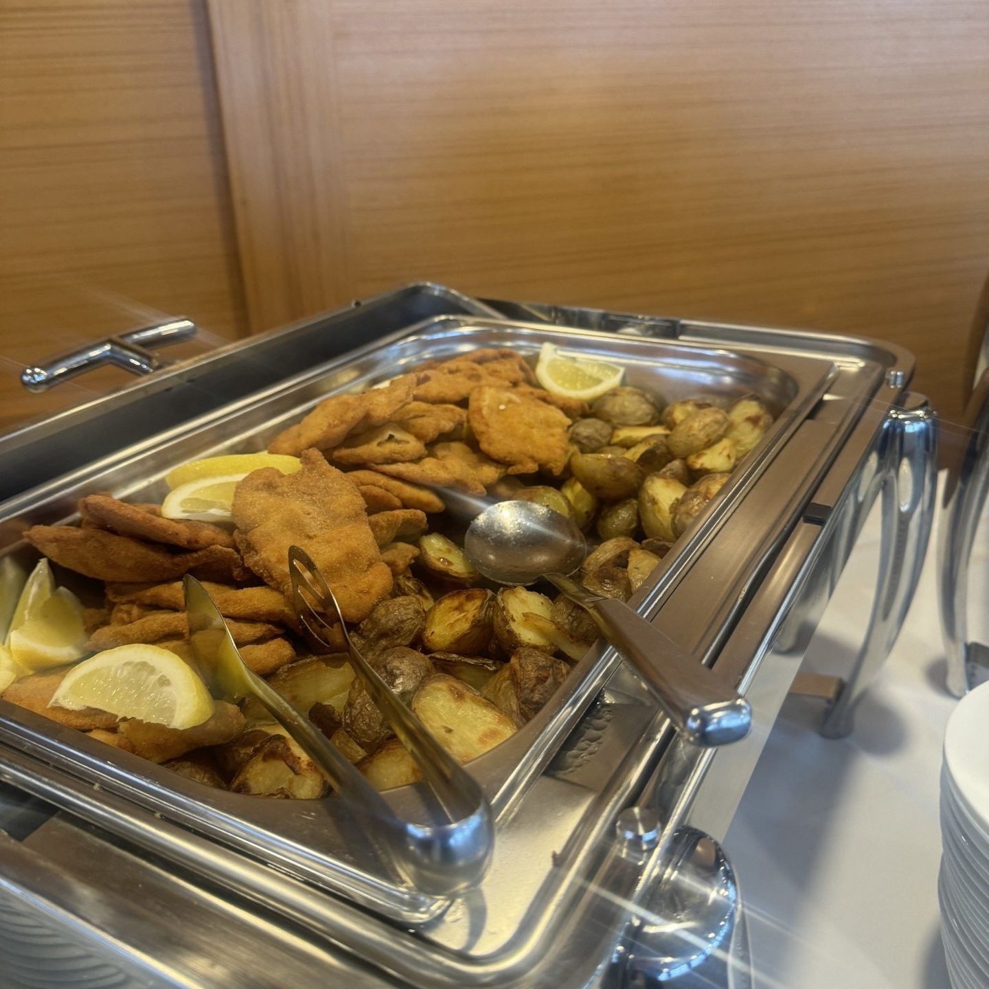 Hilton Business Breakfast BRUNCH Bratislava