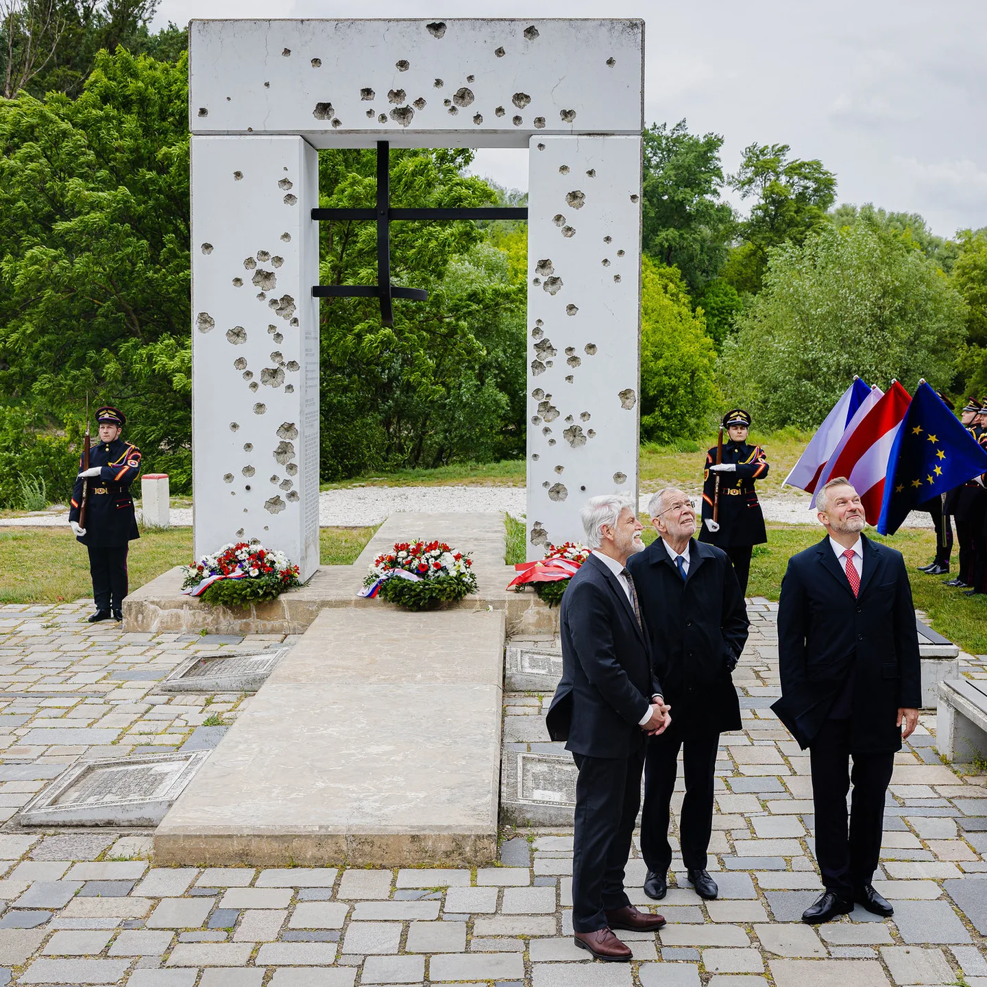 Stretnutie prezidentov Slovenska, Česka a Rakúska na palube lode Harmónia 12.5.2026