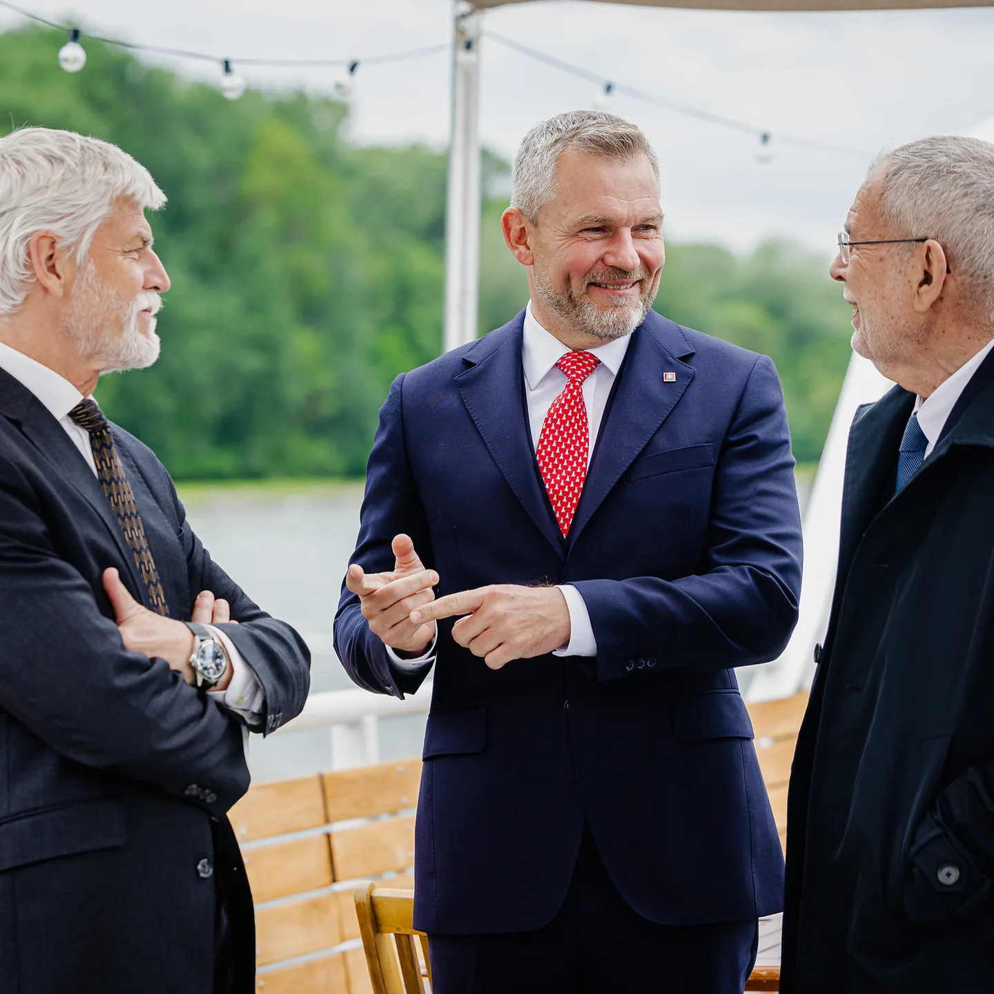 Stretnutie prezidentov Slovenska, Česka a Rakúska na palube lode Harmónia 12.5.2026