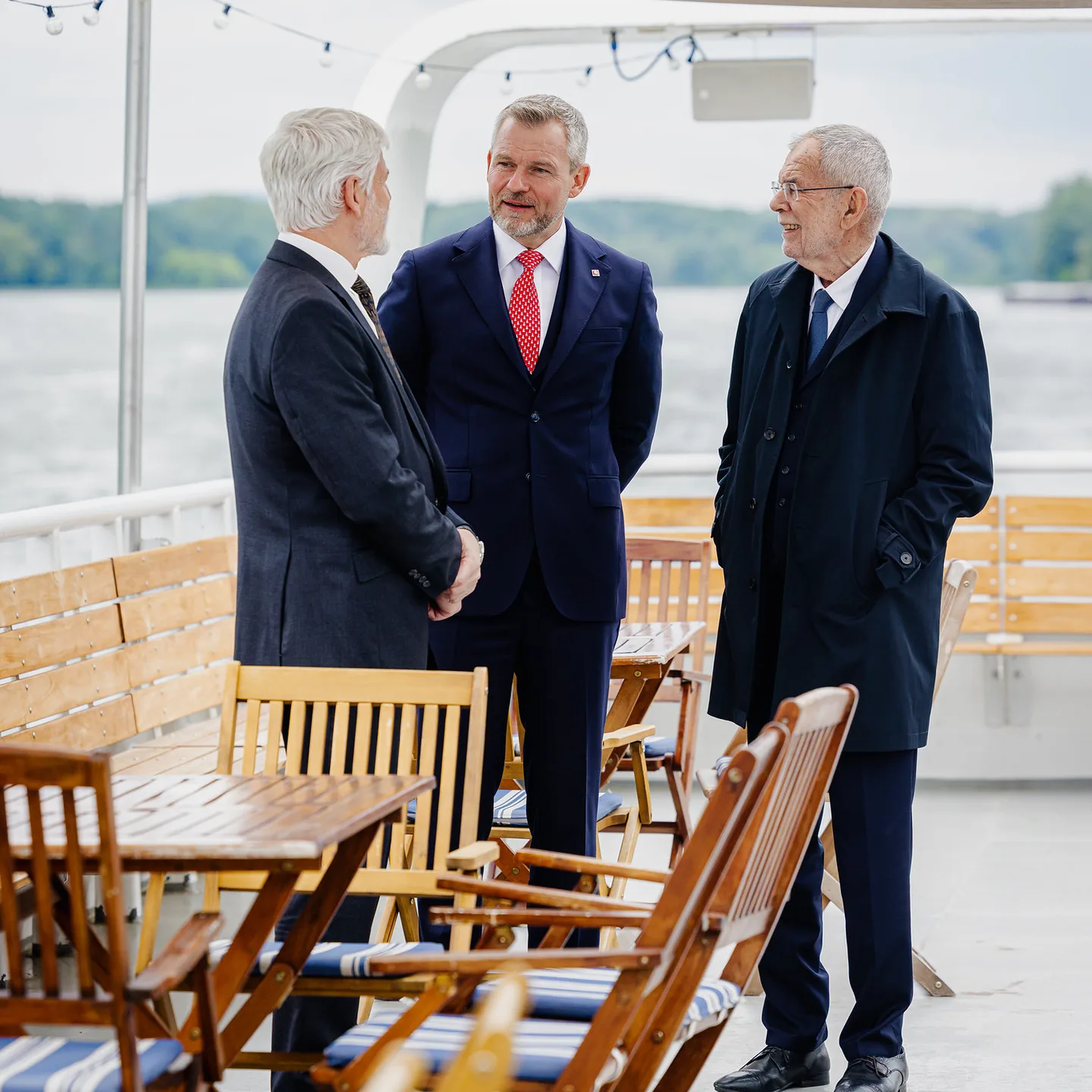 Stretnutie prezidentov Slovenska, Česka a Rakúska na palube lode Harmónia 12.5.2026