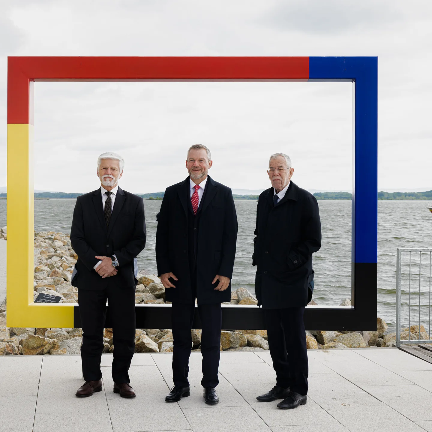 Stretnutie prezidentov Slovenska, Česka a Rakúska na palube lode Harmónia 12.5.2026