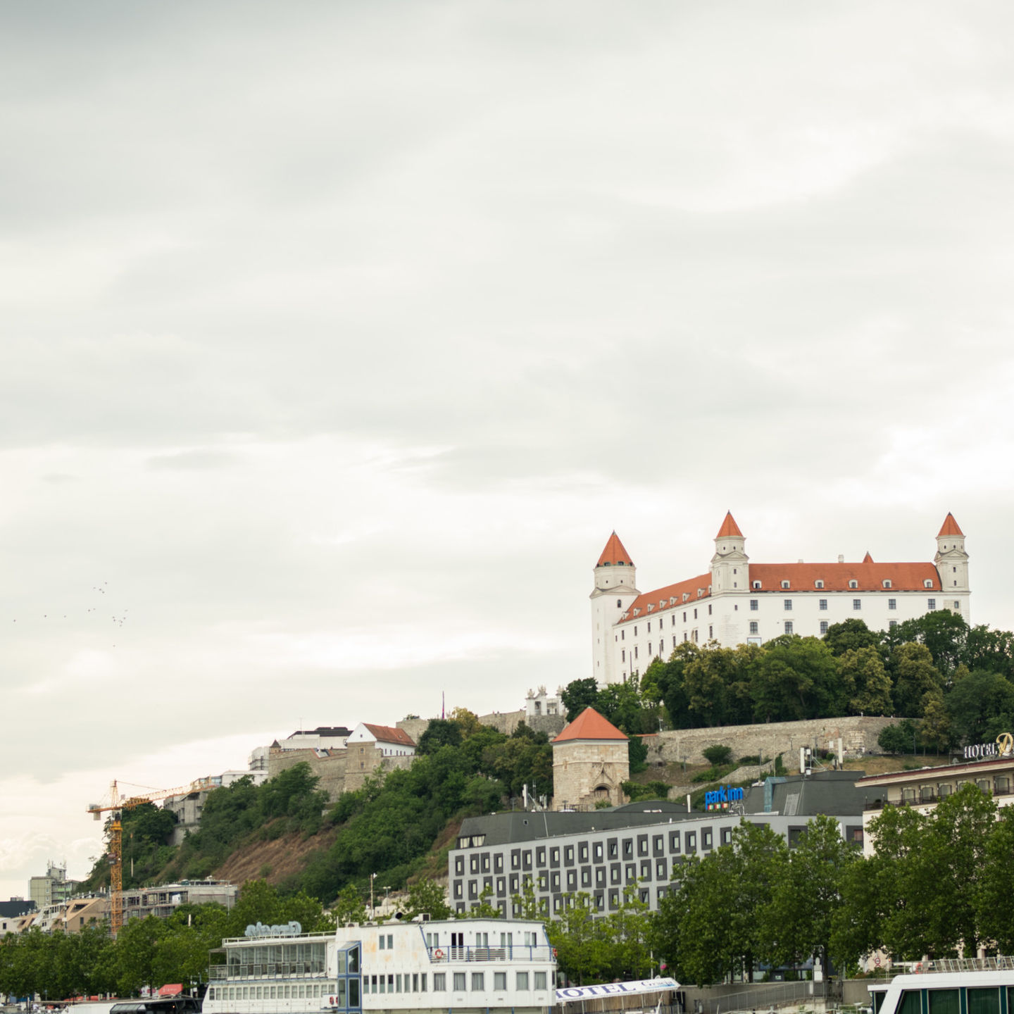 Výnimočný Sommerfest na vlnách Dunaja: Slovensko-rakúska obchodná komora oslávila 30. výročie na našej lodi