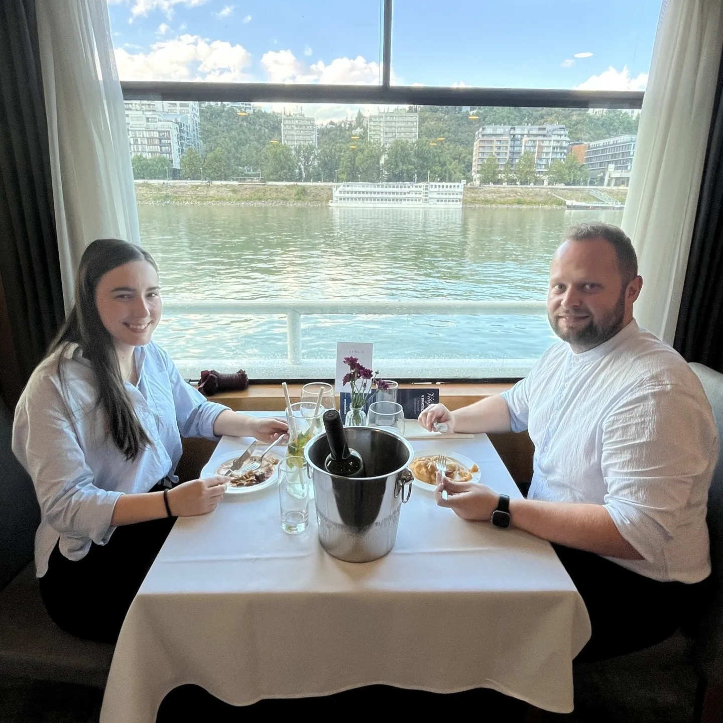 Italian cuisine on the waves of the Danube - in the form of ALL YOU CAN EAT buffets