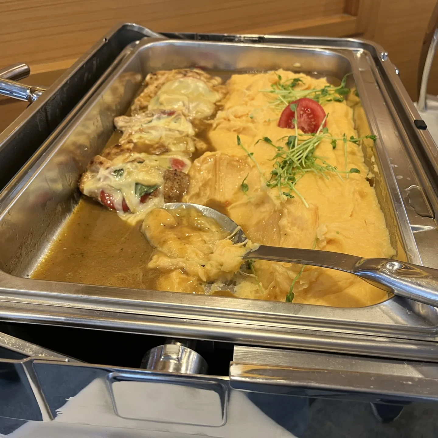 Italian cuisine on the waves of the Danube - in the form of ALL YOU CAN EAT buffets