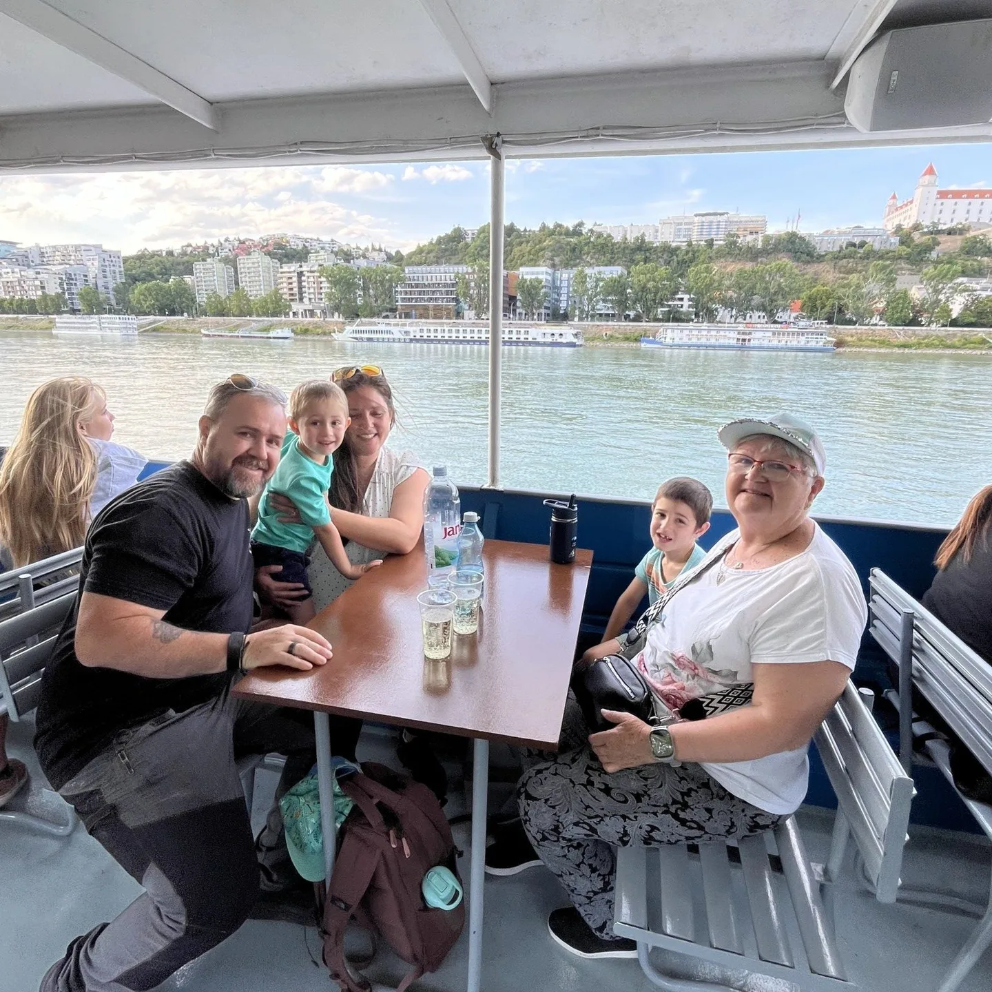 Bubbles on the Danube