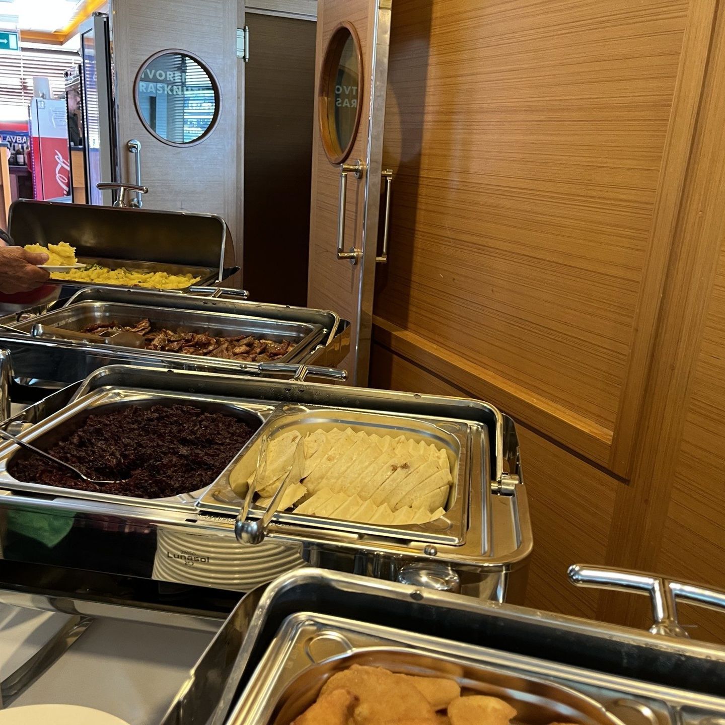 Slovak cuisine on the waves of the Danube - ALL YOU CAN EAT