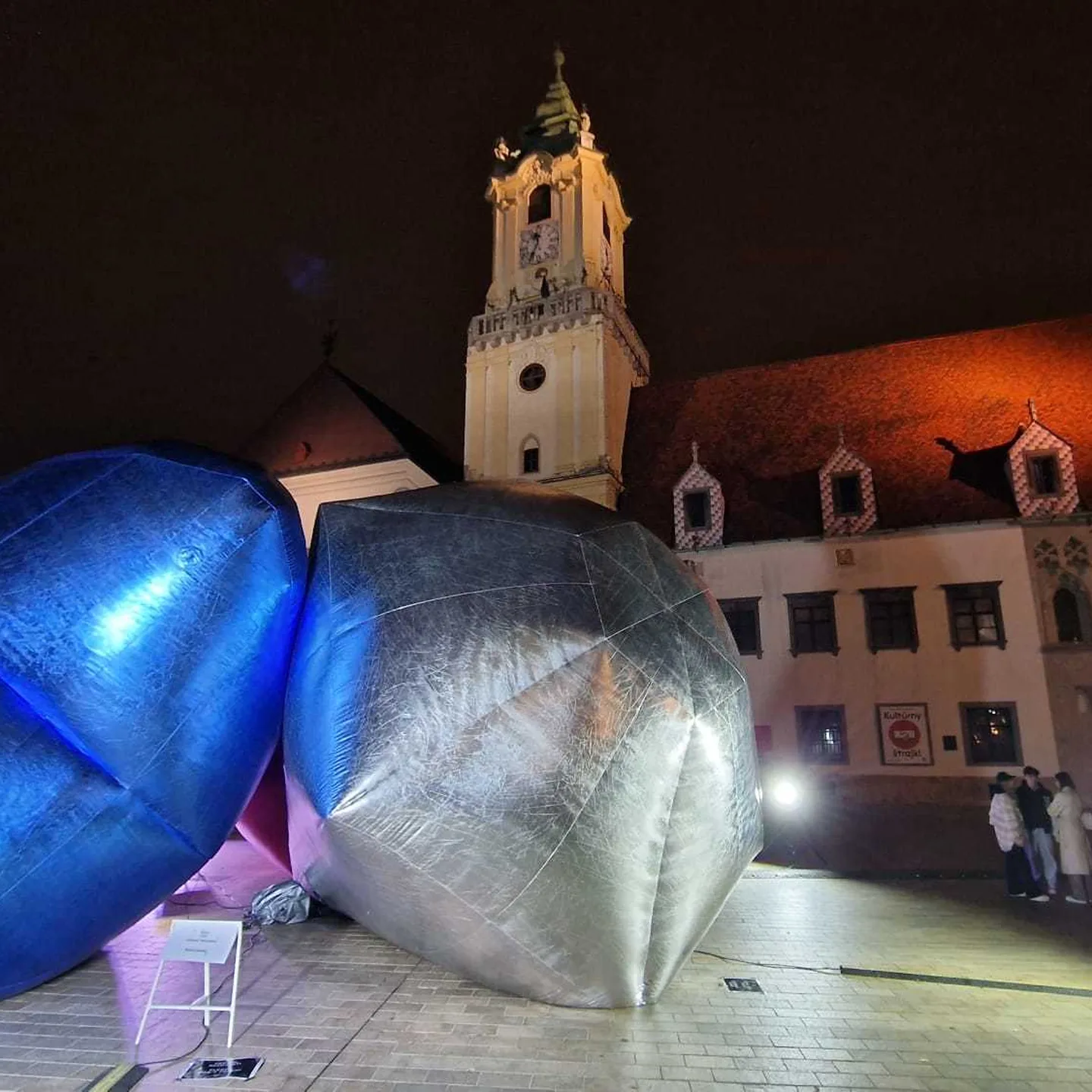 Biela noc 2025