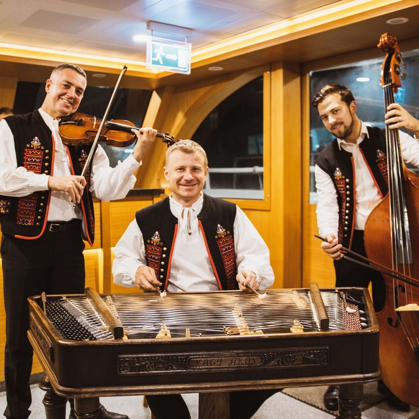 Husacie hody na lodi