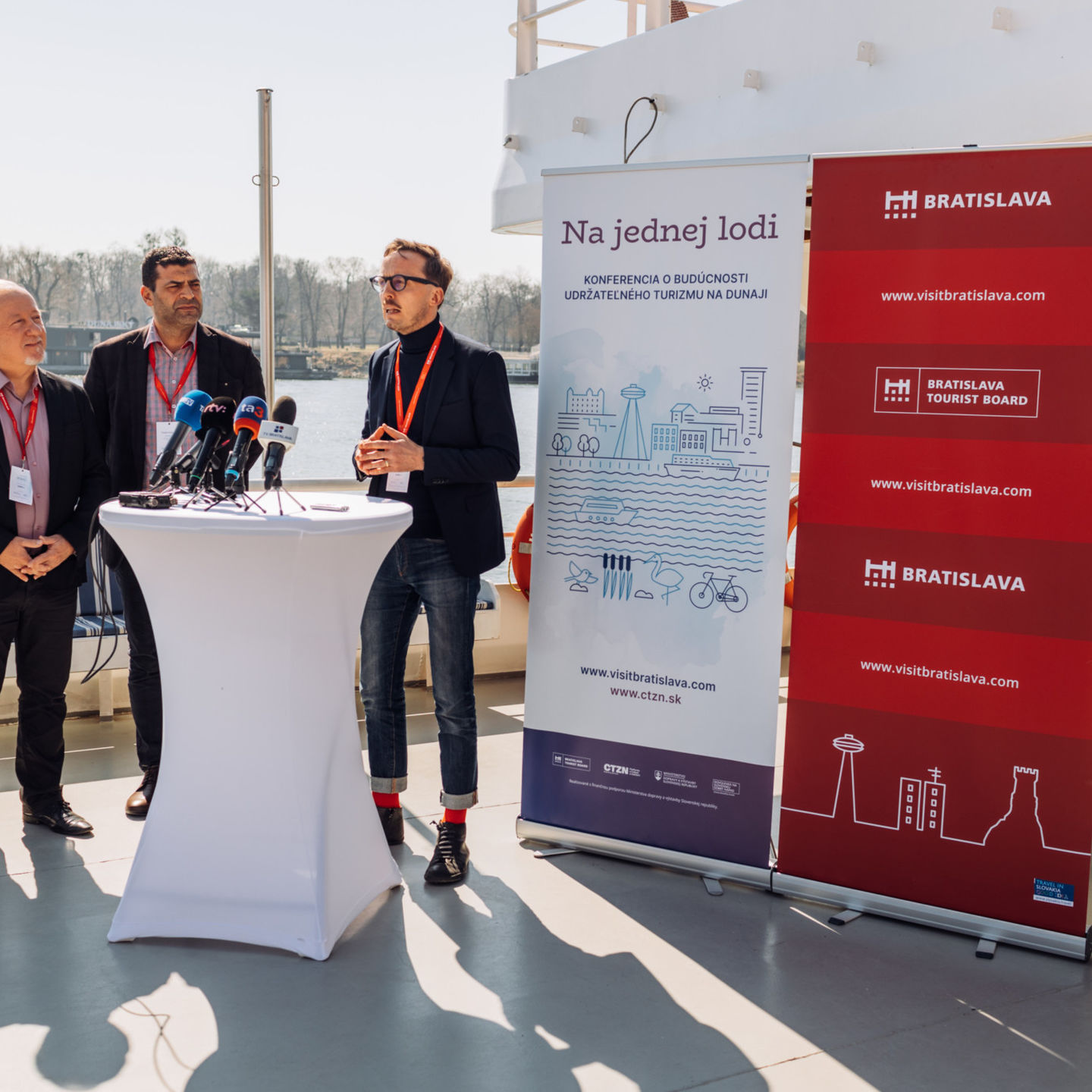 Konferencia: Na jednej lodi