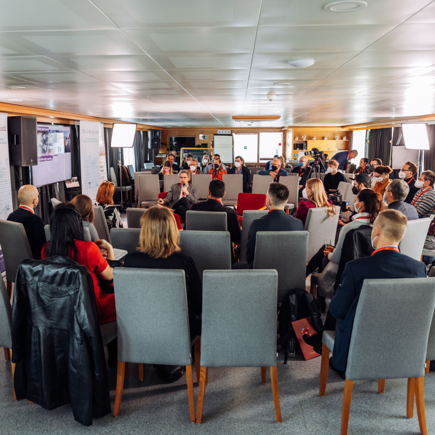 Konferencia: Na jednej lodi