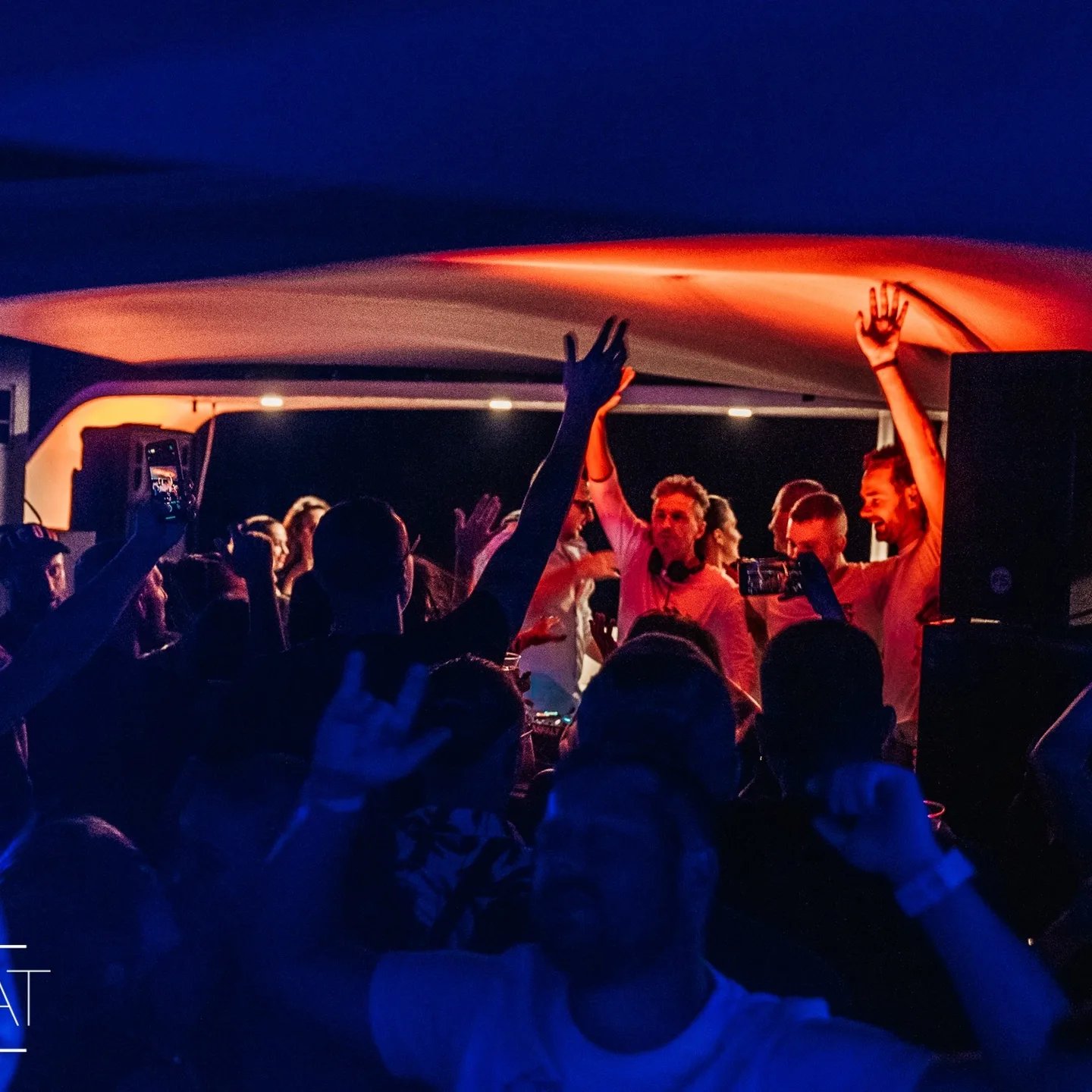 Party on the boat Harmónia - My Beat