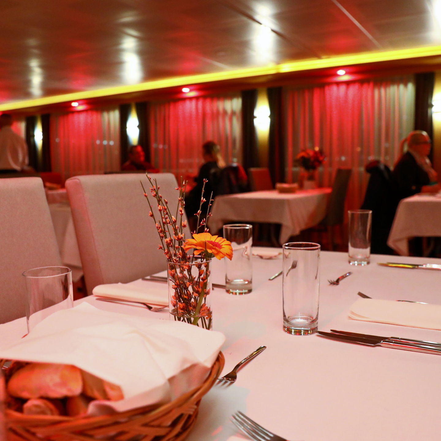 Valentín na lodi Harmónia