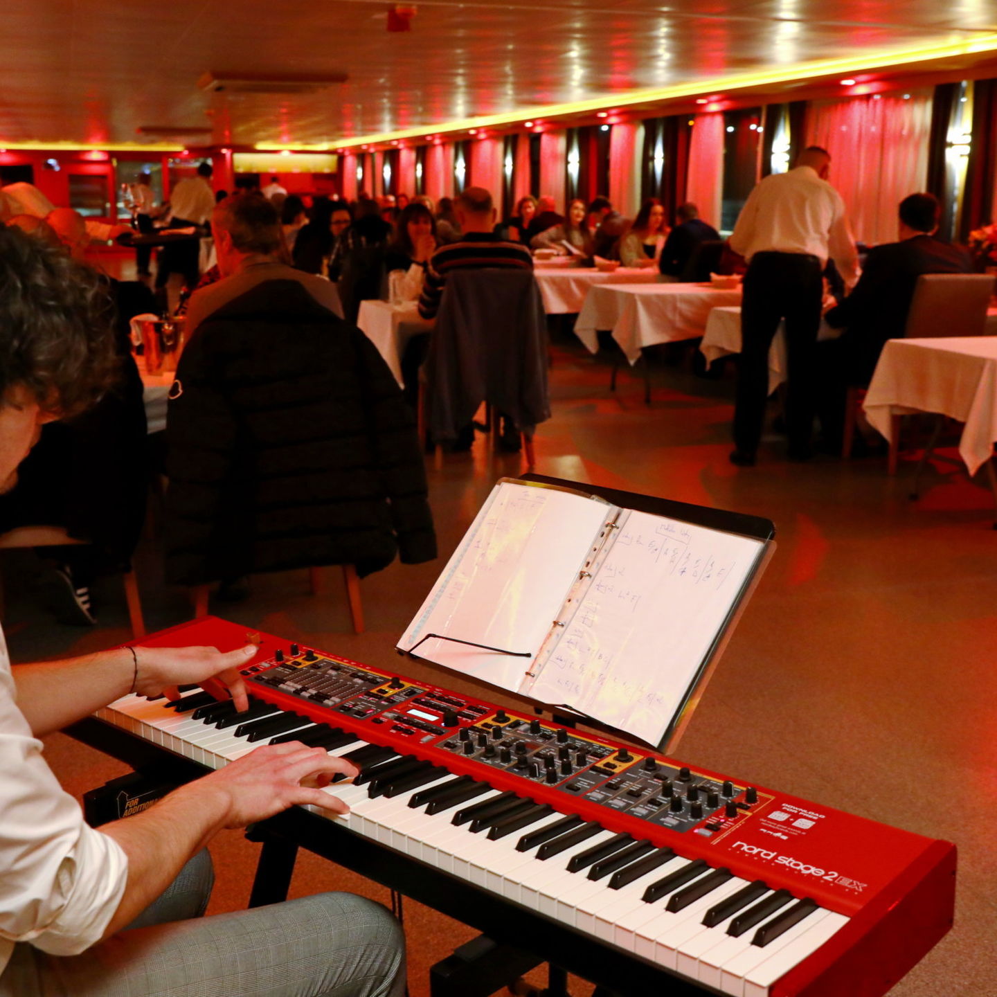 Valentín na lodi Harmónia