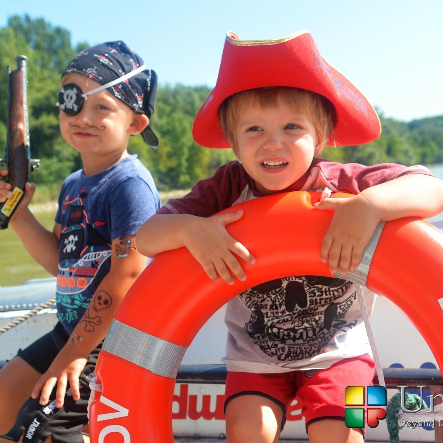 Vyhliadková plavba s detičkami na Devíne