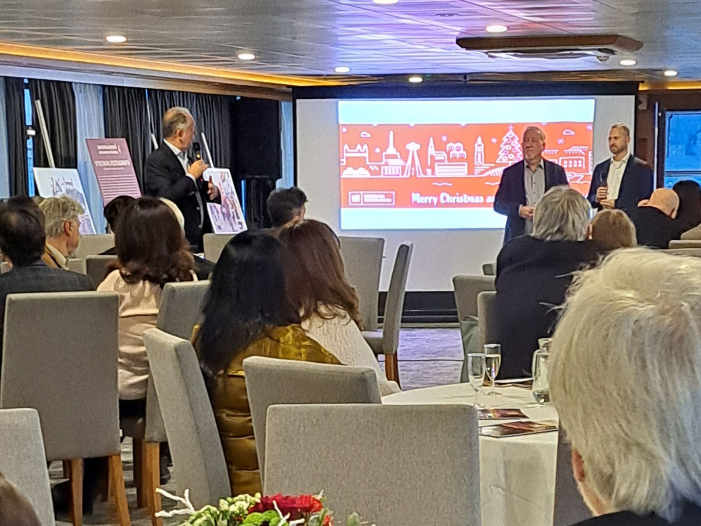 Loď Harmónia opäť hostila diplomatov