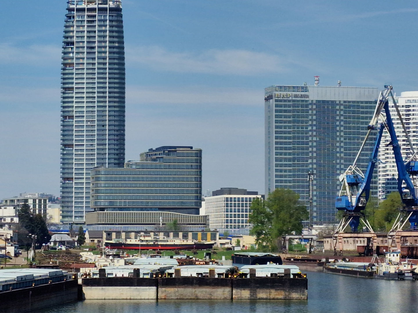 Bratislavské mestské dni – Zimný prístav, Propeller aj Devín