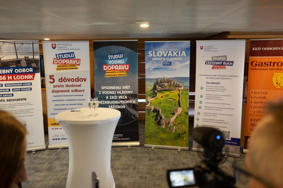 Deň otvorených dverí na lodi