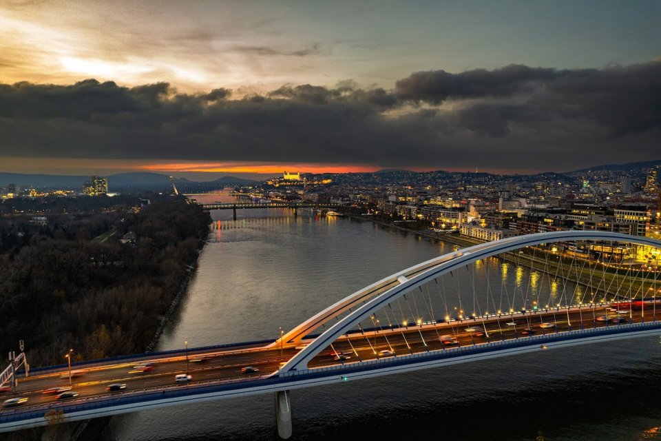 Bratislava - Devín - Bratislava