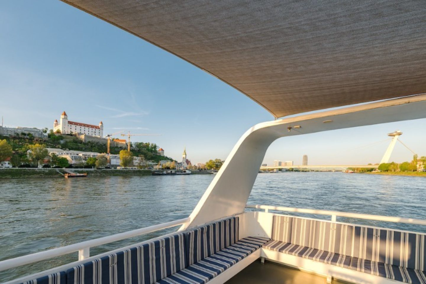 Eventland - Nedeľný brunch na Dunaji