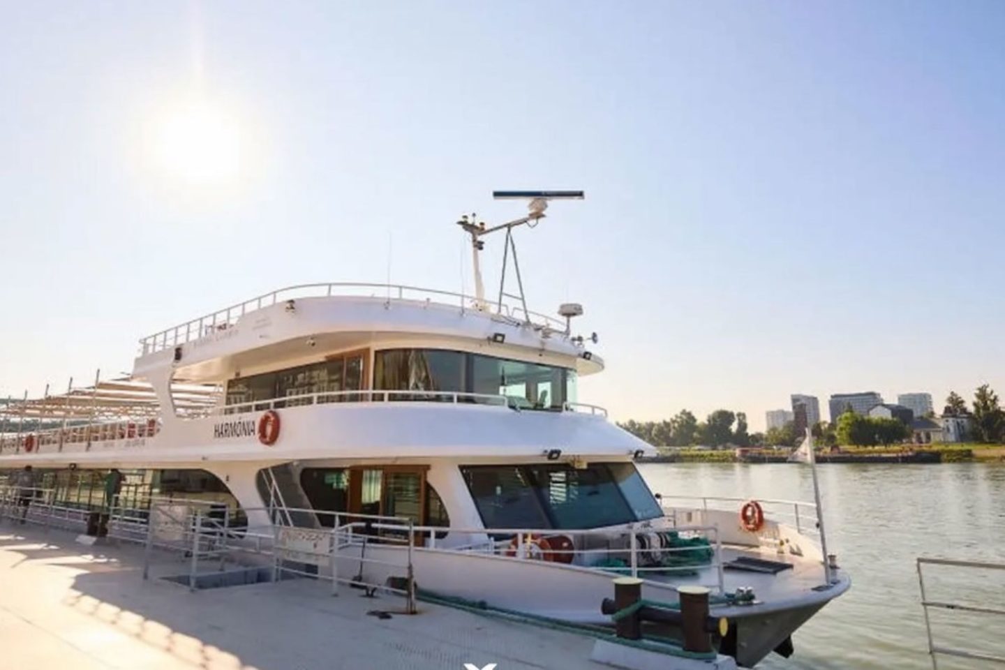 Casprezeny.sk - Najštýlovejší brunch v meste? Je na lodi Harmónia!