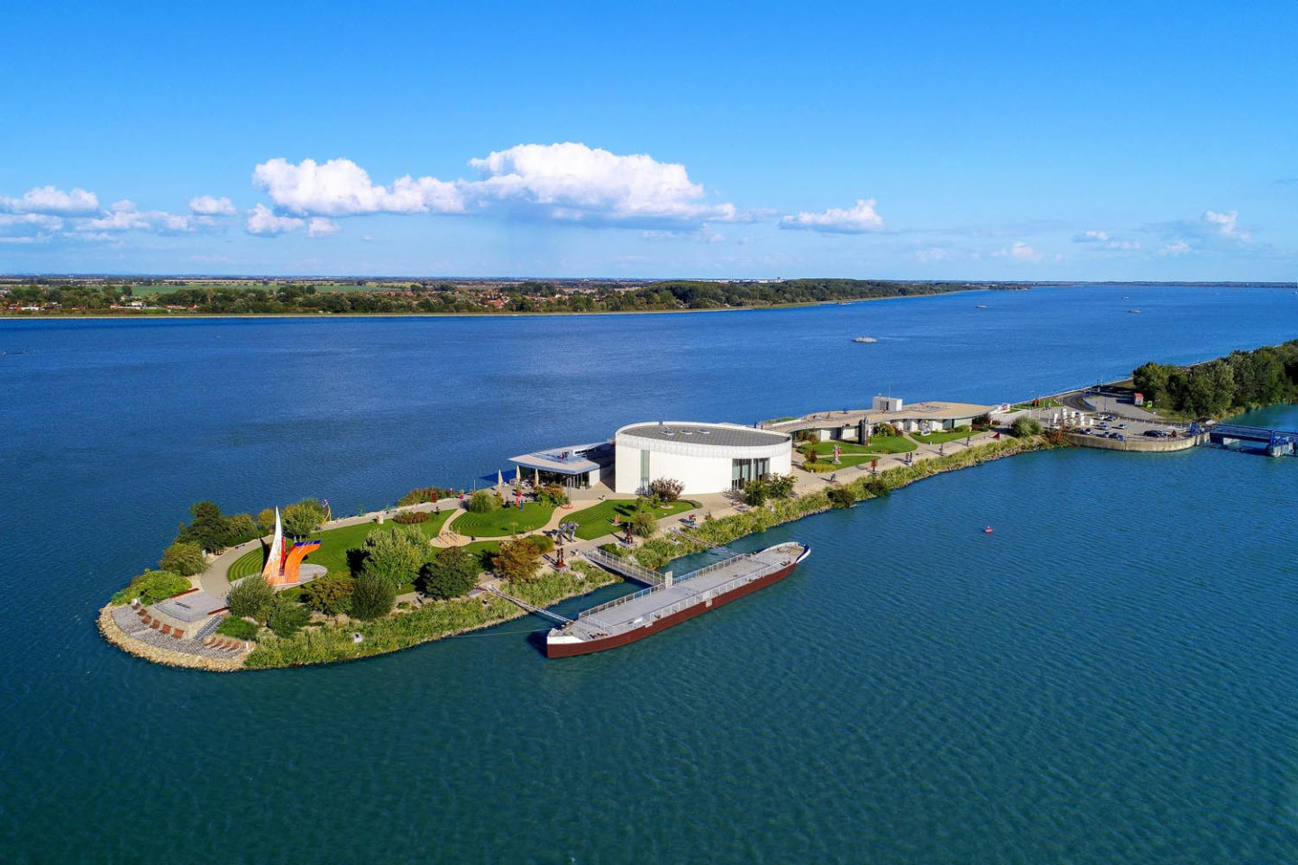 Bratislava – Čunovo - Bratislava