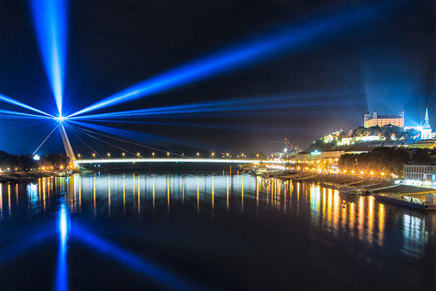 Biela noc z paluby lode: Bratislava ako ju (ne)poznáte už 3. a 4. októbra!