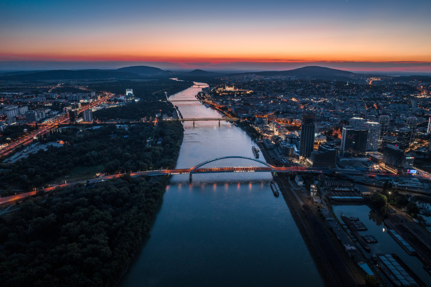 ODCHOD LODÍ 19. - 15. 5. 2025